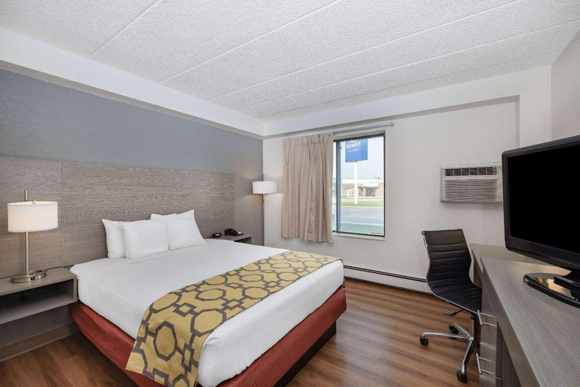 Baymont By Wyndham Gillette Hotel Exterior foto